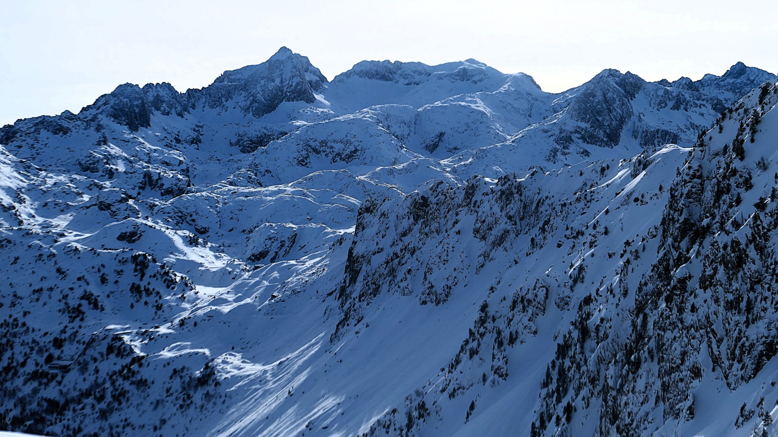 WhatsApp Image 2026 01 21 at 22.50.36